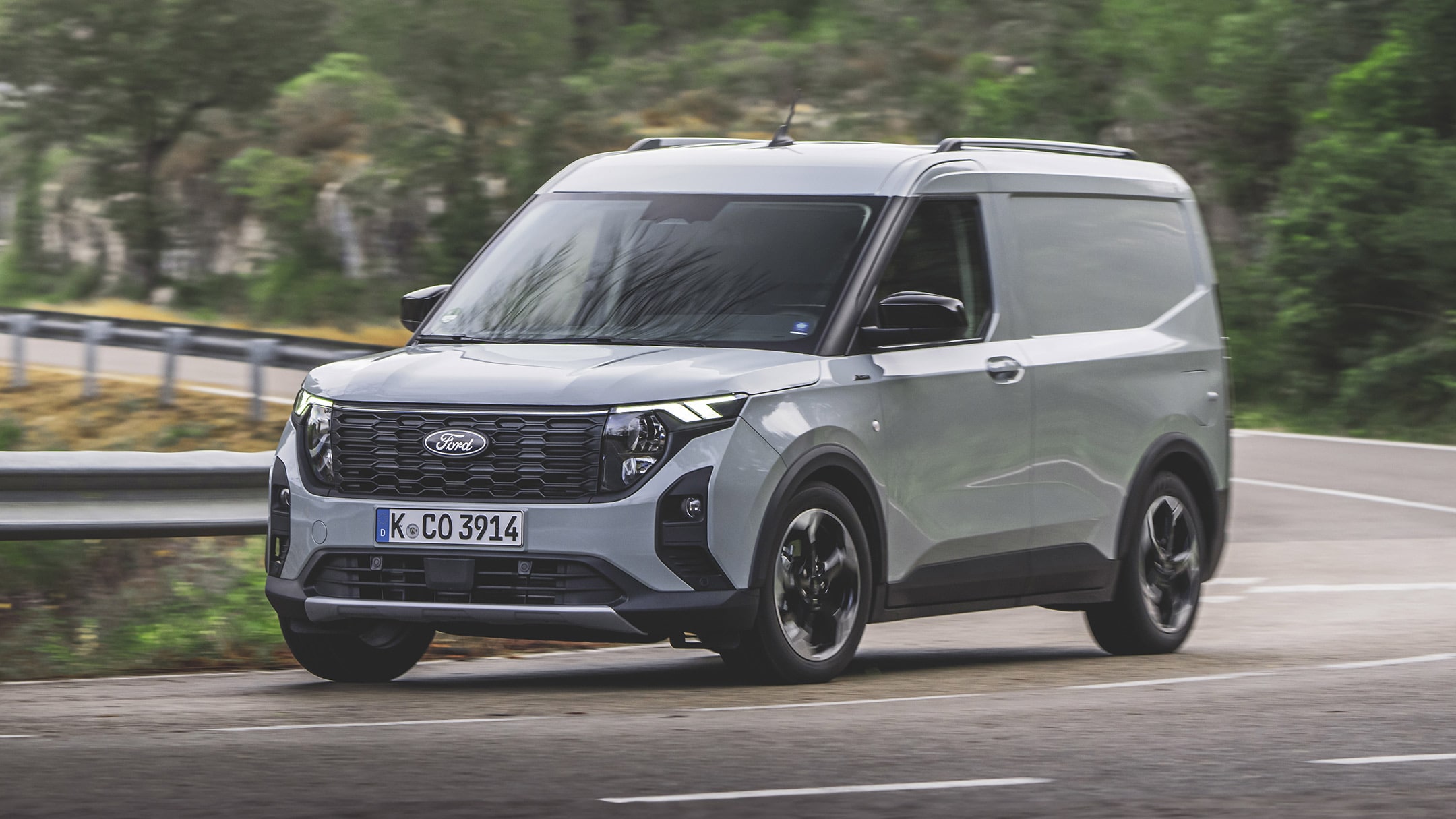 Ford Transit Courier  Ford Transit Courier