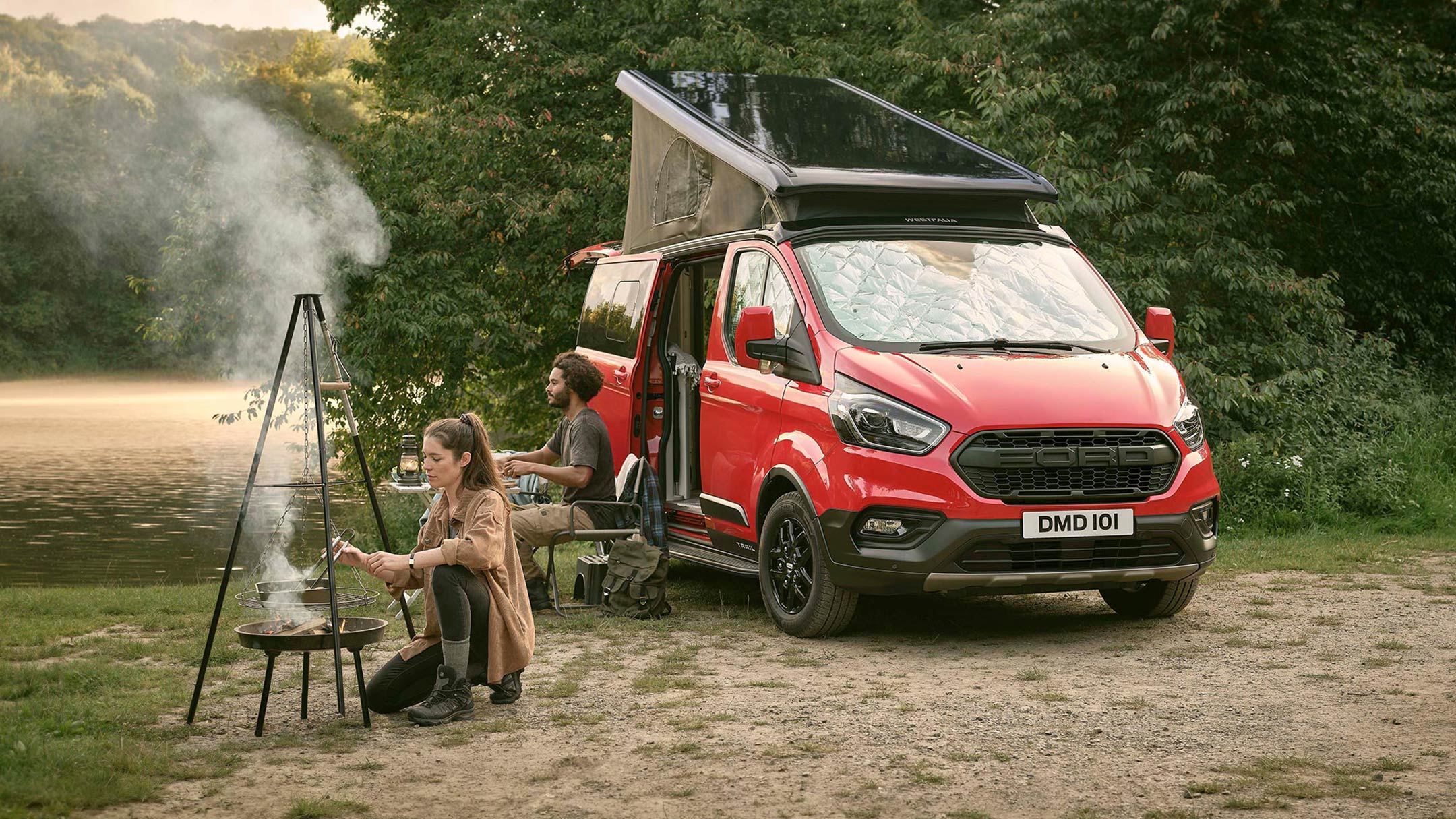 Ford Transit Custom Nugget camping