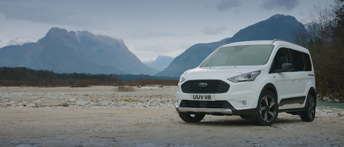 ford tourneo connect cena