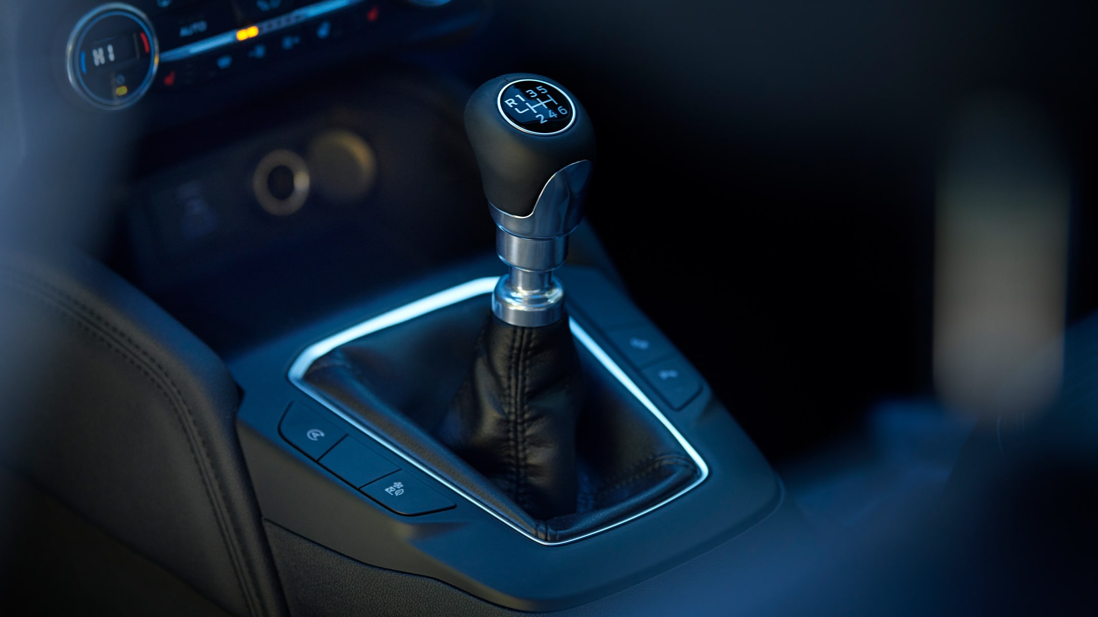 Ford 6-speed manual gearbox detail