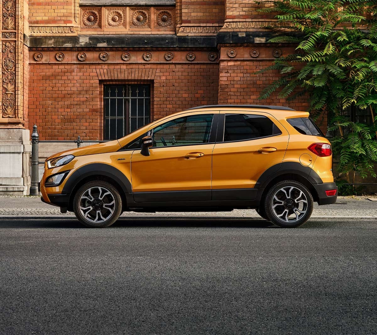 Ford EcoSport Active – widok z boku