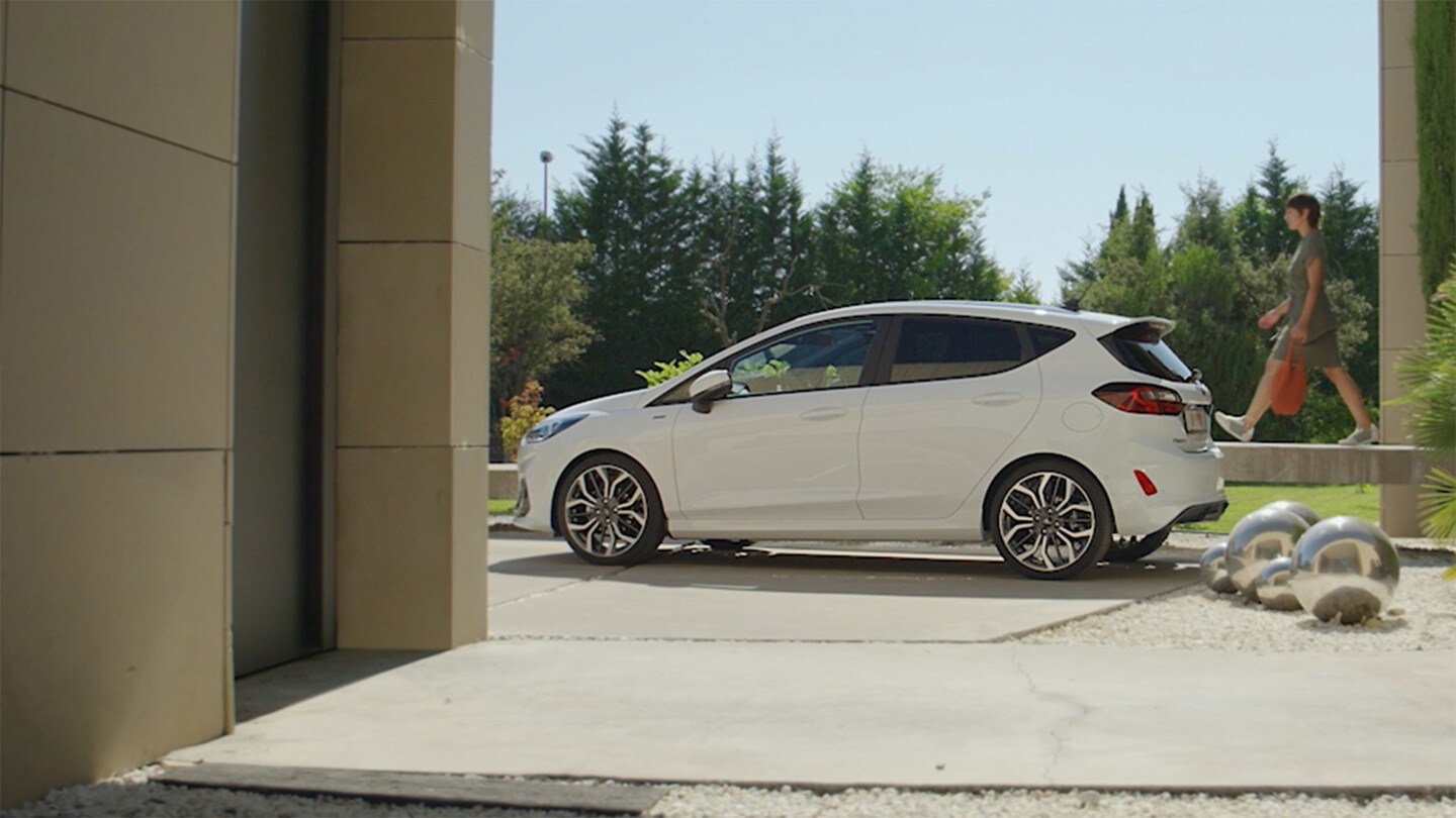 Side view of the Ford Fiesta 