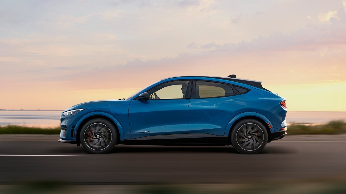 Ford Mustang Mach E Gt Elektryczny Innowacyjny Ekscytujacy Ford Pl Ford Mustang Mach E Gt Elektryczny Innowacyjny Ekscytujacy Ford Pl