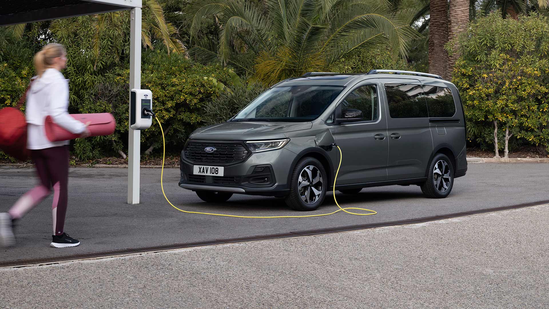 Ford Tourneo Connect – widok z przodu