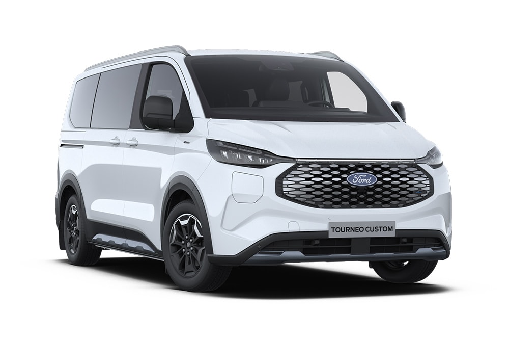 Widok z przodu z lewej strony na białego Forda E-Tourneo Custom Active.