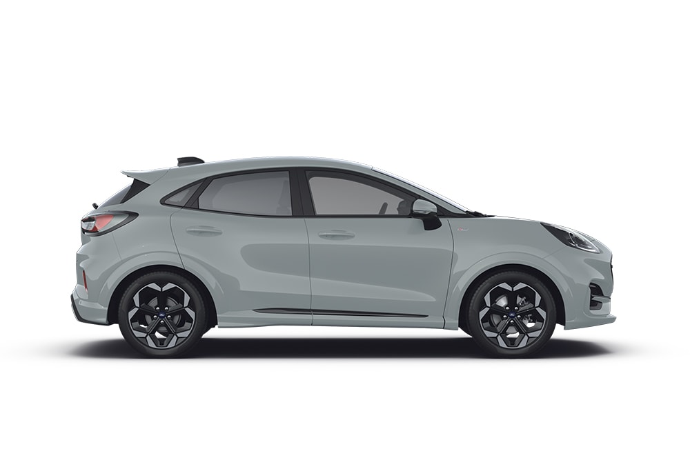Srebrna Puma z serii kompaktowych miejskich SUV-ów Forda.