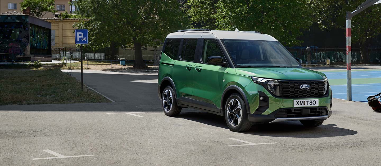 Landscape Ford Tourneo Courier in Parking Space Green