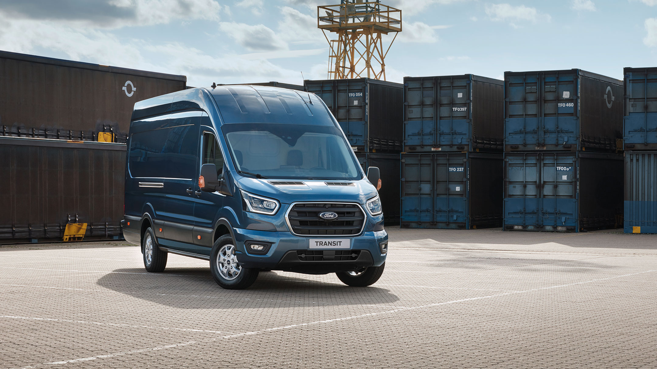 Nowy Ford Transit Van w kolorze niebeskim