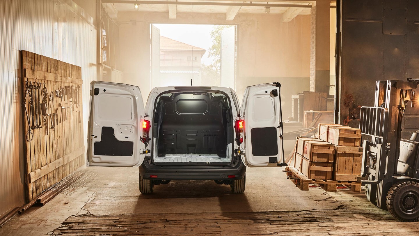 Ford Transit Courier static doors
