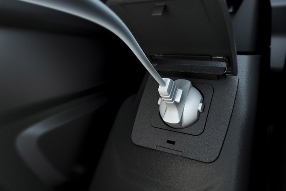 Gniazdo zasilania 12 V w Fordzie Transit Van.
