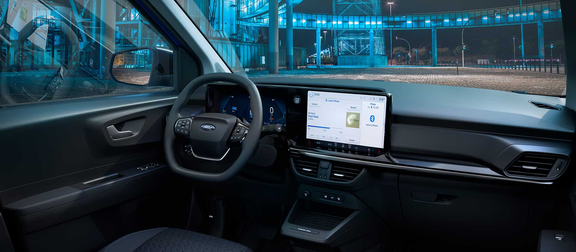 Ford E-Transit Courier wnętrze